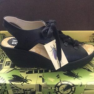 Fly London Black Leather Lace up Wedge 
🔥Super Sale 🔥